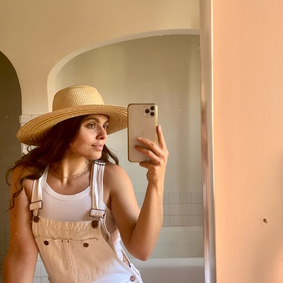 NWT!! Elsa Boater Hat - Picture 10 of 10